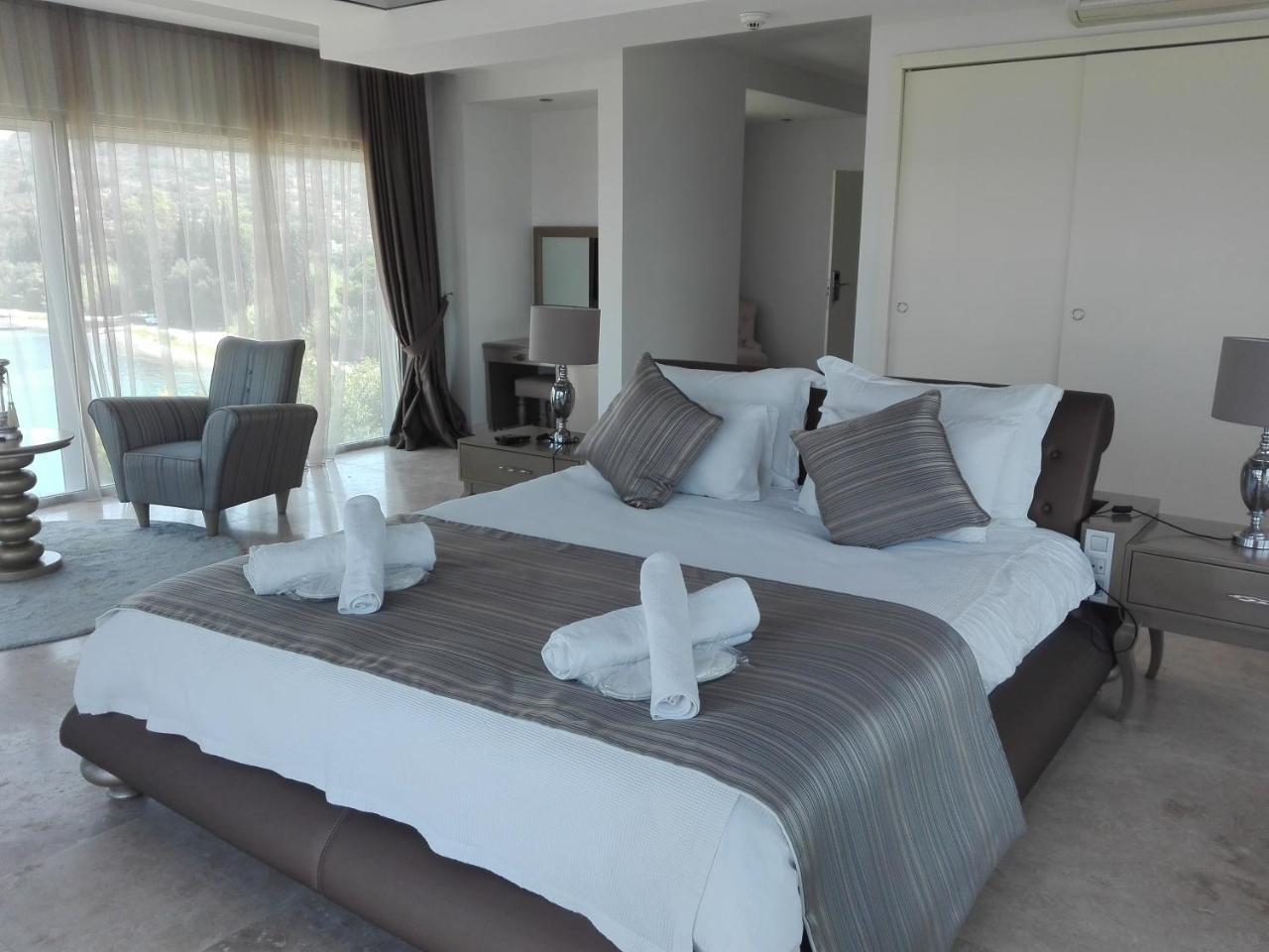 Egesu Marina Guest House Gulluk Exterior foto